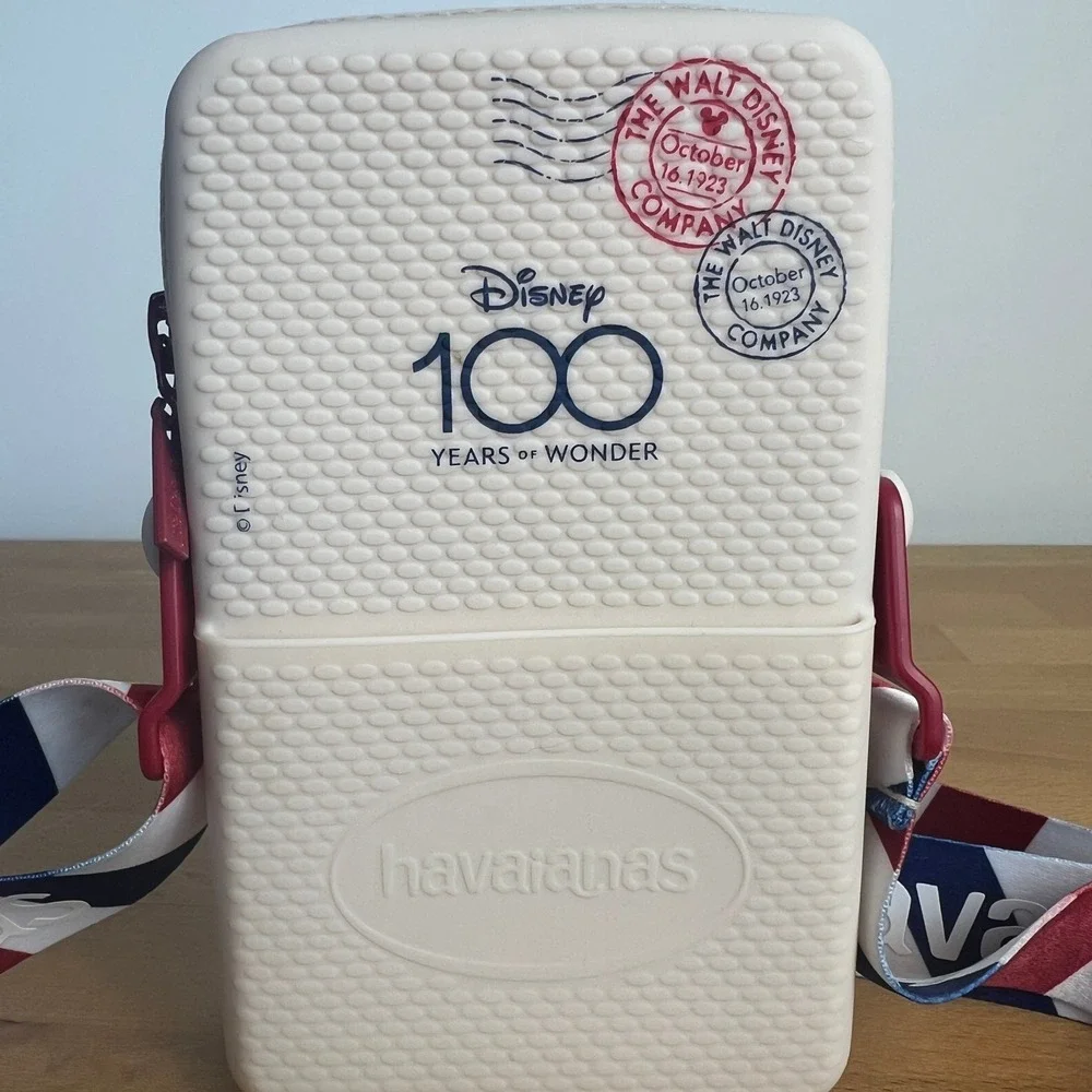 RARE Disney 100 Years of Wonder Havianas Silicone Park‎ Street Bag Crossbody
